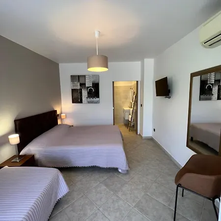 Ξενοδοχείο Les Jardins De Sta Giulia Avec Piscine Πόρτο Βέκιο