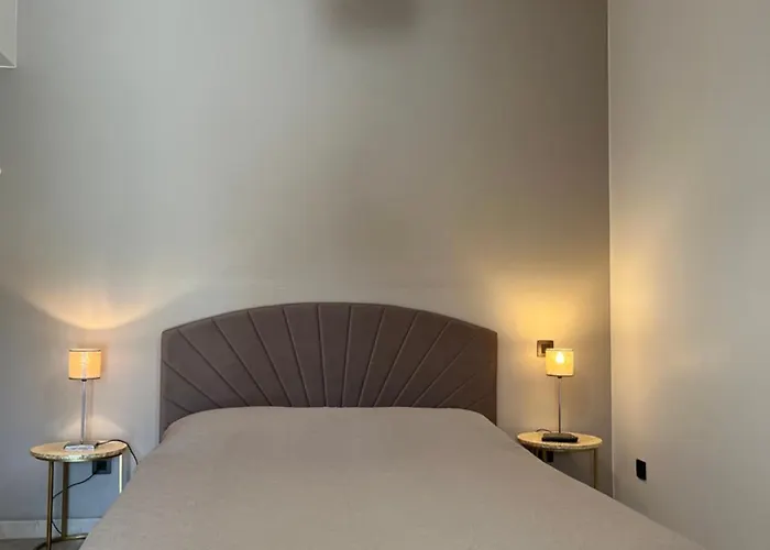 Les Jardins De Sta Giulia Avec Piscine *