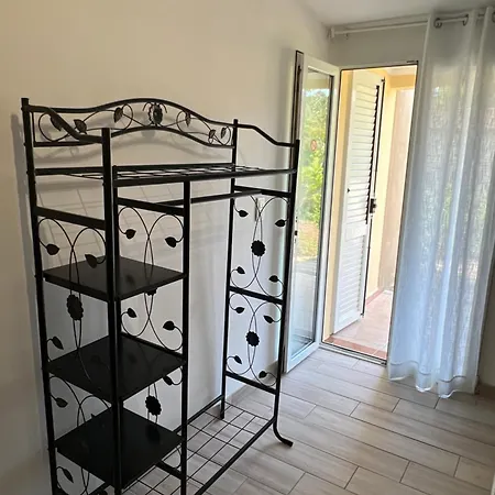 Hotel Les Jardins De Sta Giulia Avec Piscine *