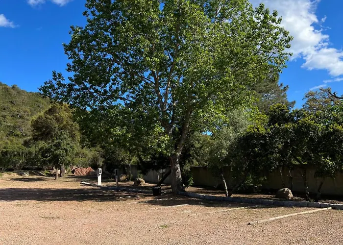 Otel Les Jardins De Sta Giulia Avec Piscine *